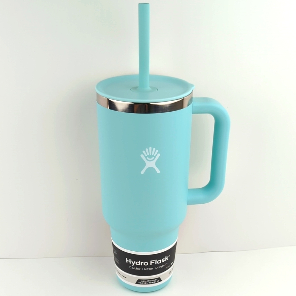 Hydro Flask All Around Travel Tumbler Large 40oz. In Shade "Dew" Robin Egg Blue